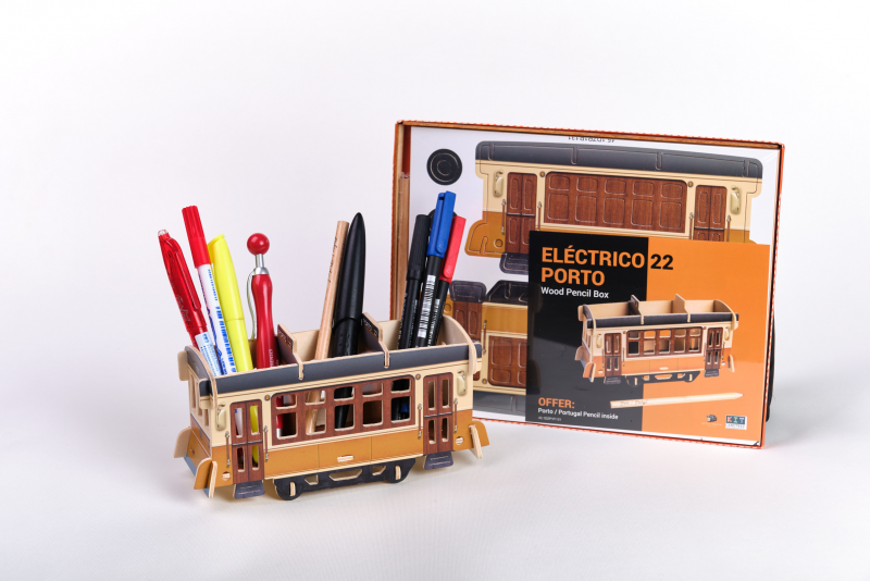 Puzzle 3D em Madeira- Pencil Box Elétrico Porto