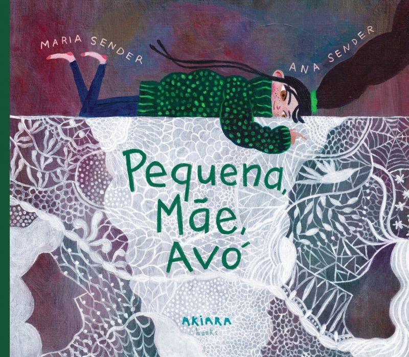 Pequena, Mãe, Avó